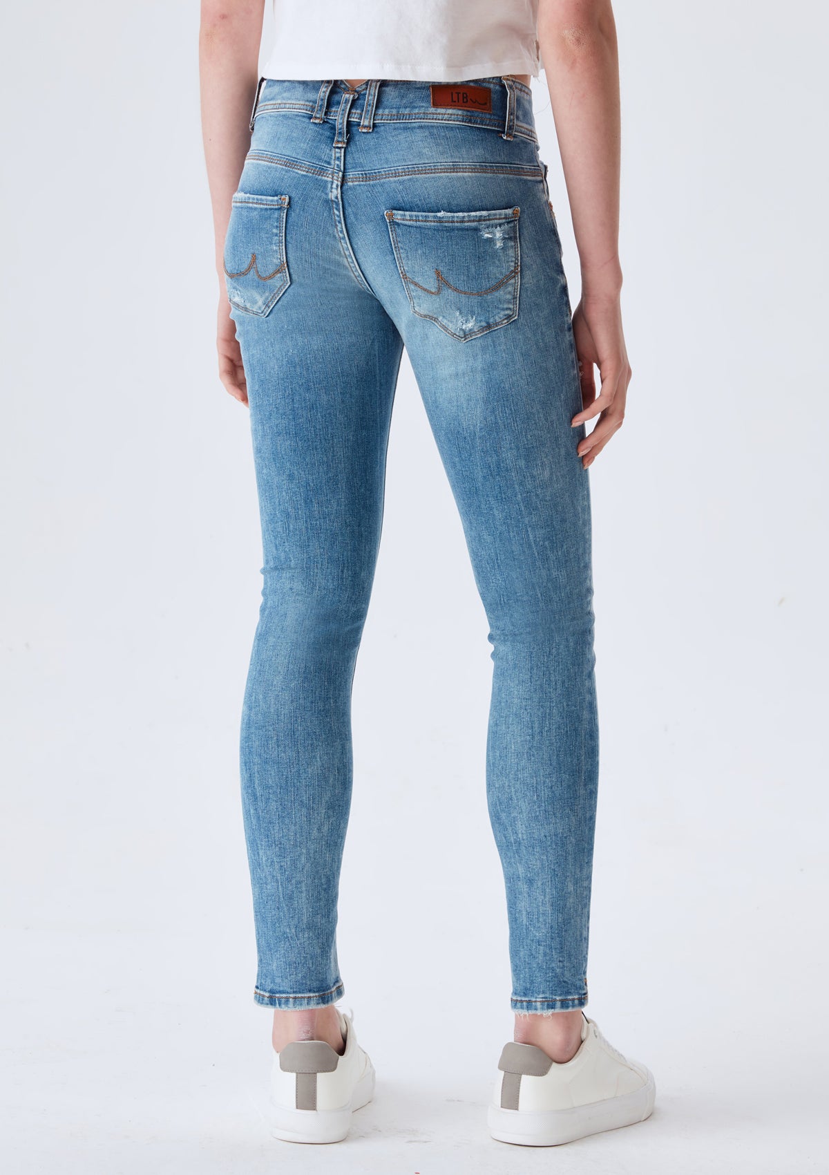 Georget M Lelia Mid Rise Jean