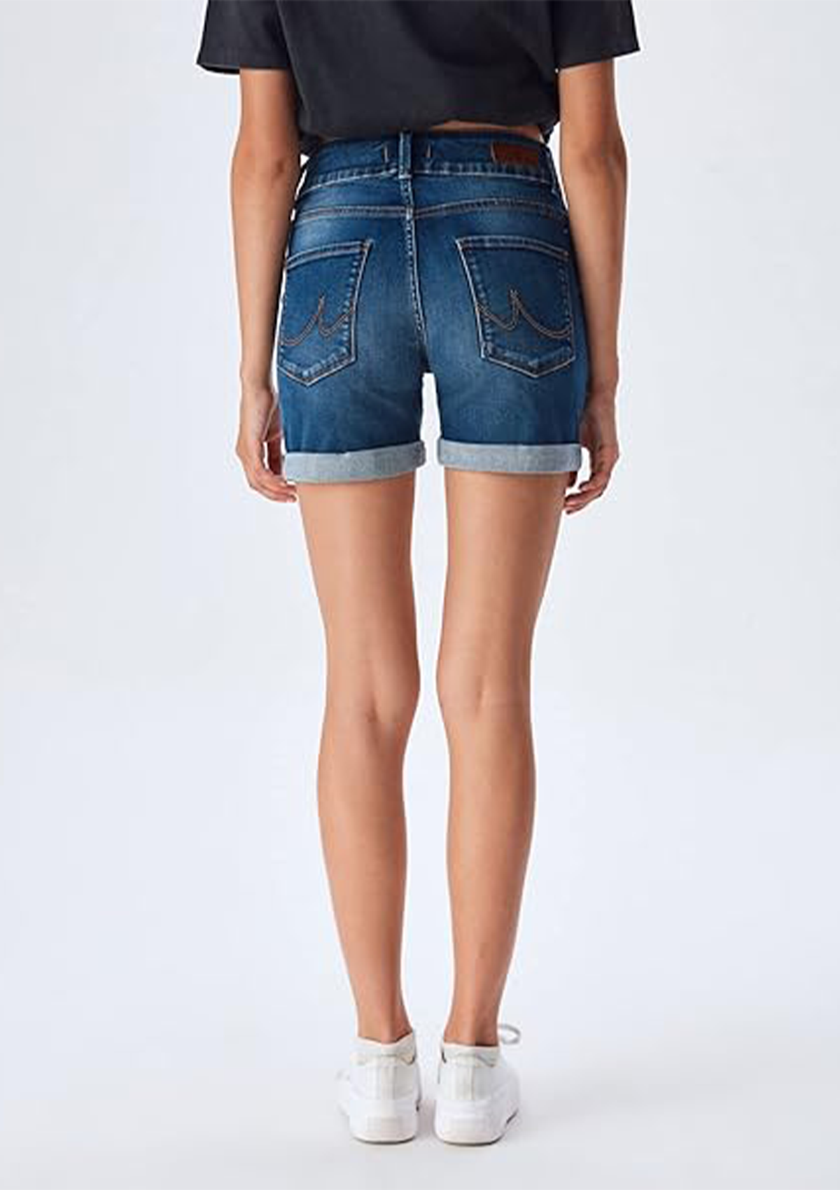 Becky X Melia Comfort Short