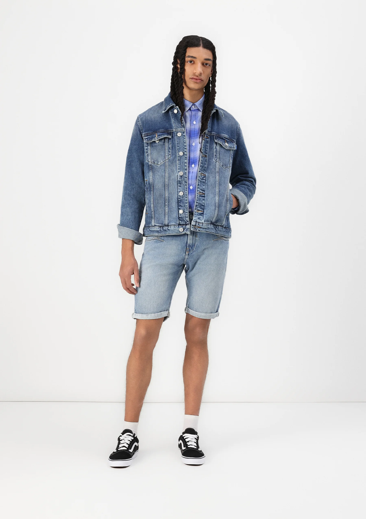 Darwin Rondell Mid Rise Slim Bermuda