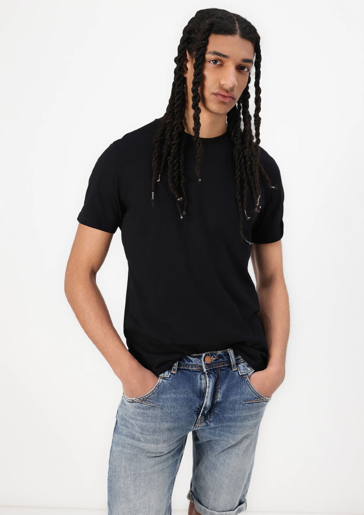 Darwin Tavor Mid Rise Slim Bermuda