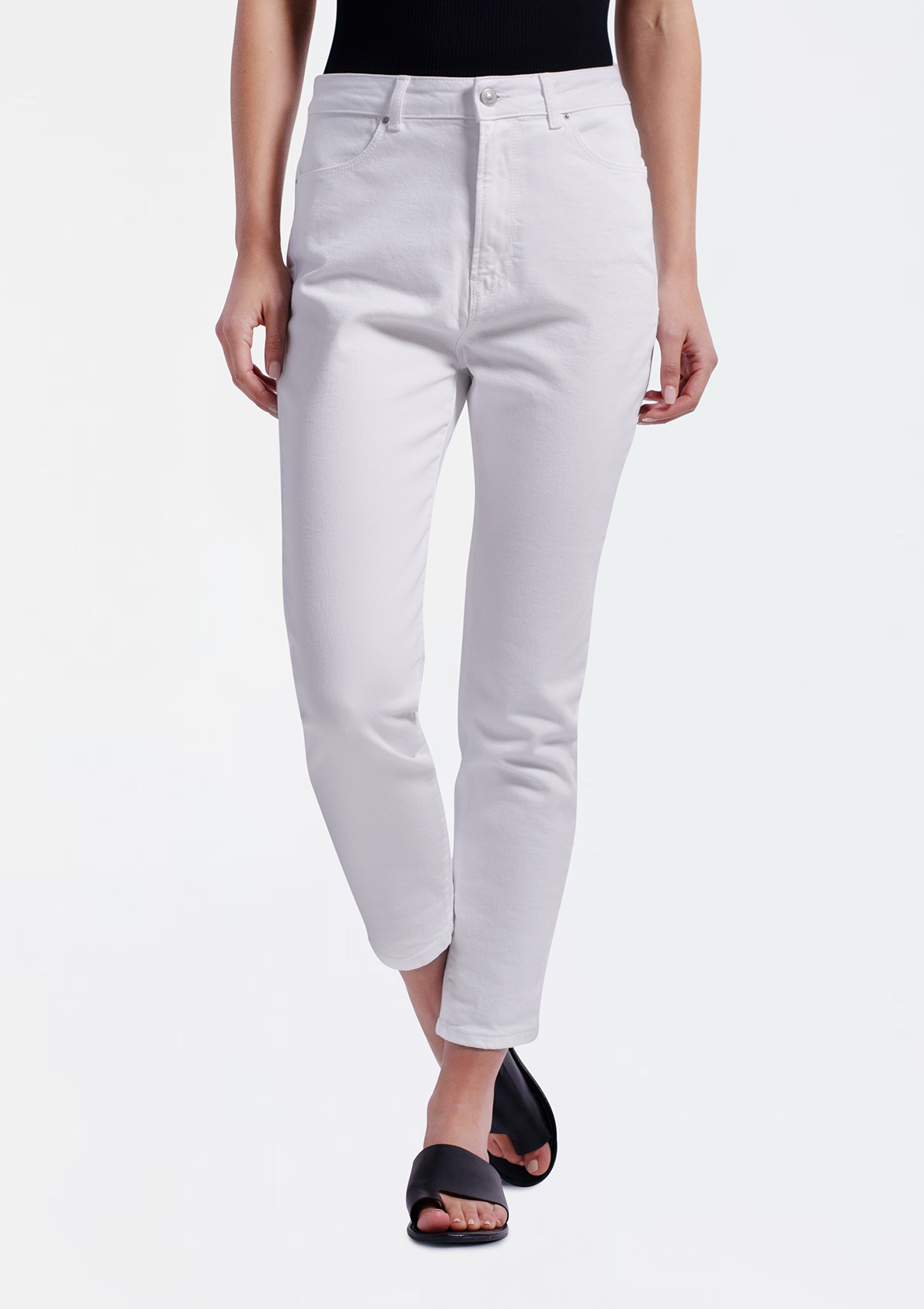 Dores White High Rise Mum Jean