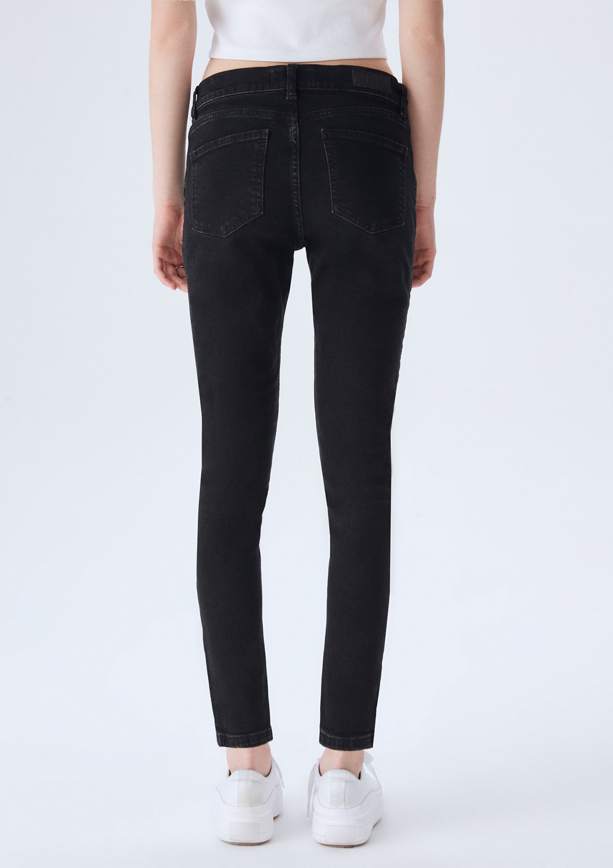 Lonia Ariela Safe Mid Rise Skinny Jean