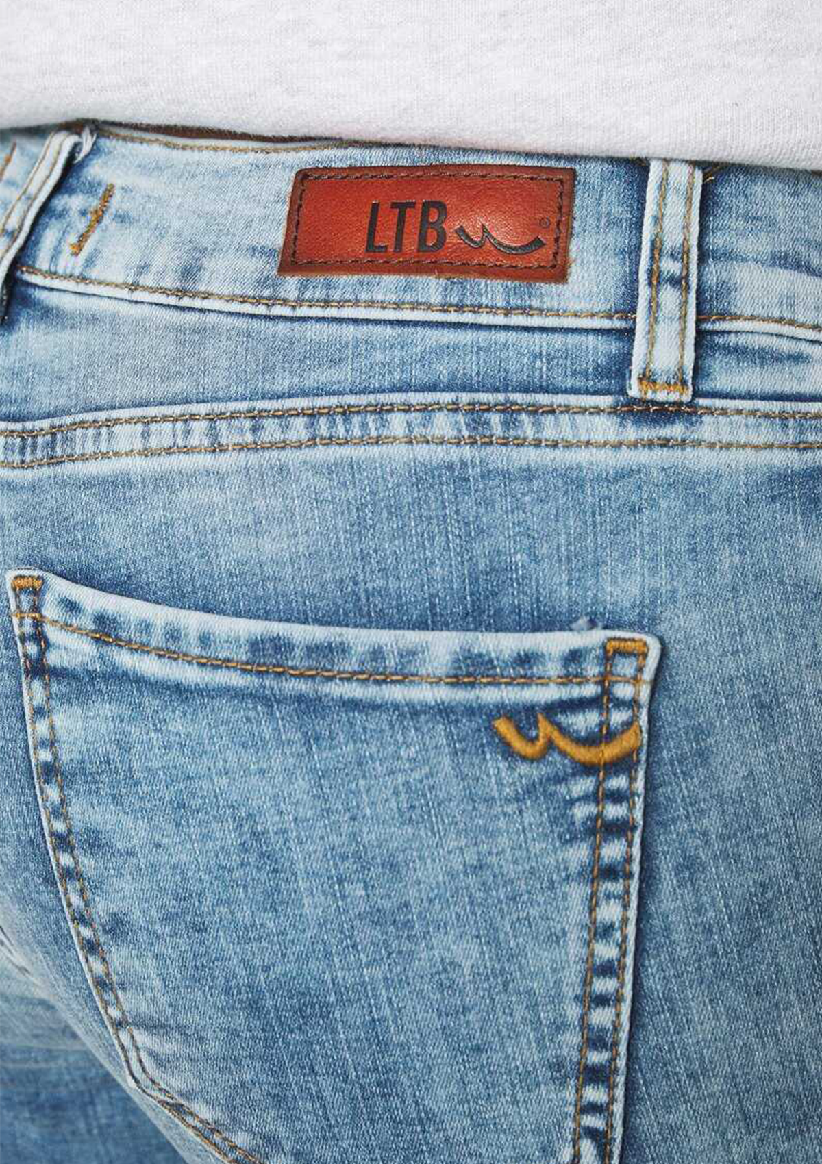 Lonia Reeta Mid Rise Skinny Jean