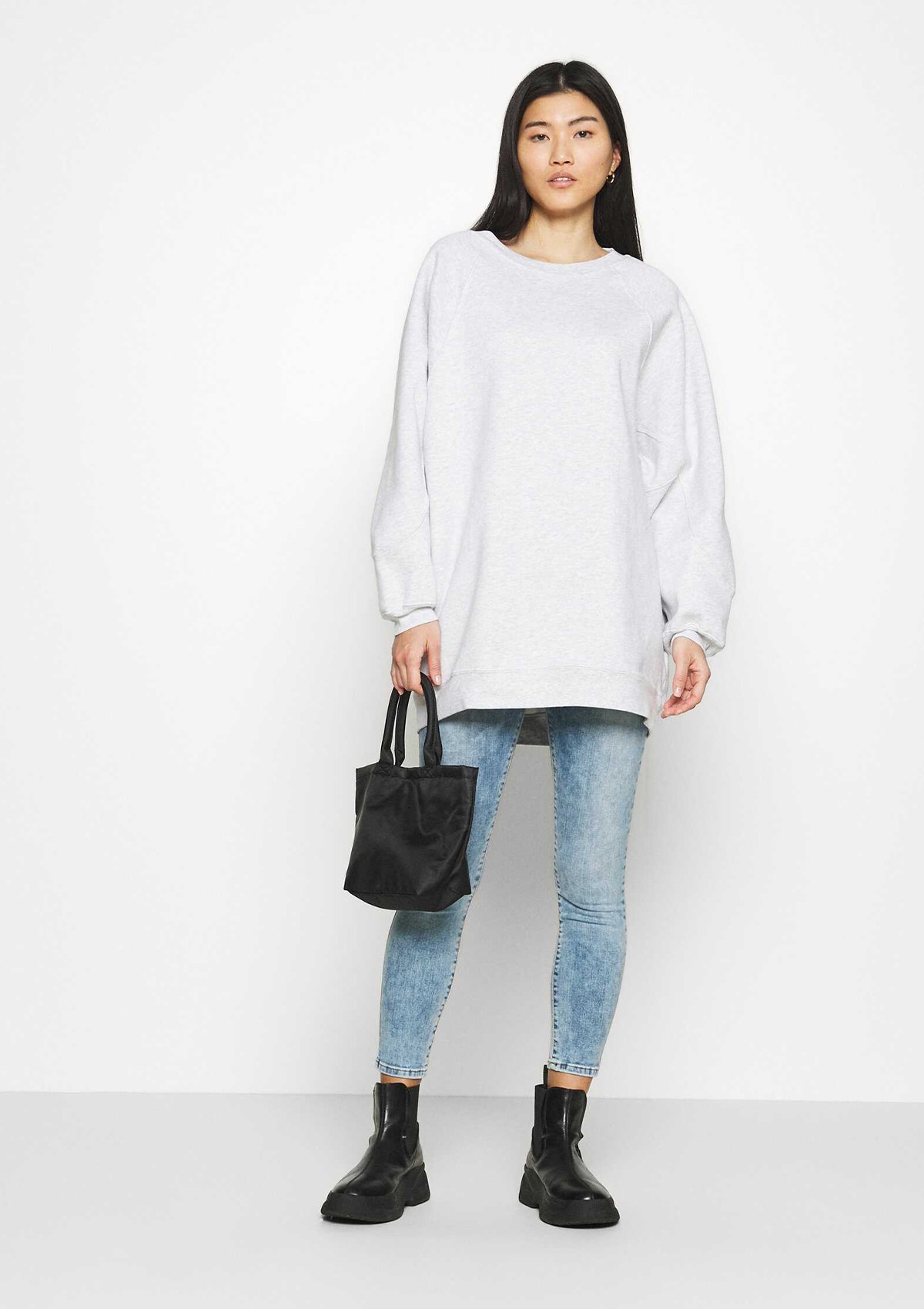 Lonia Reeta Mid Rise Skinny Jean