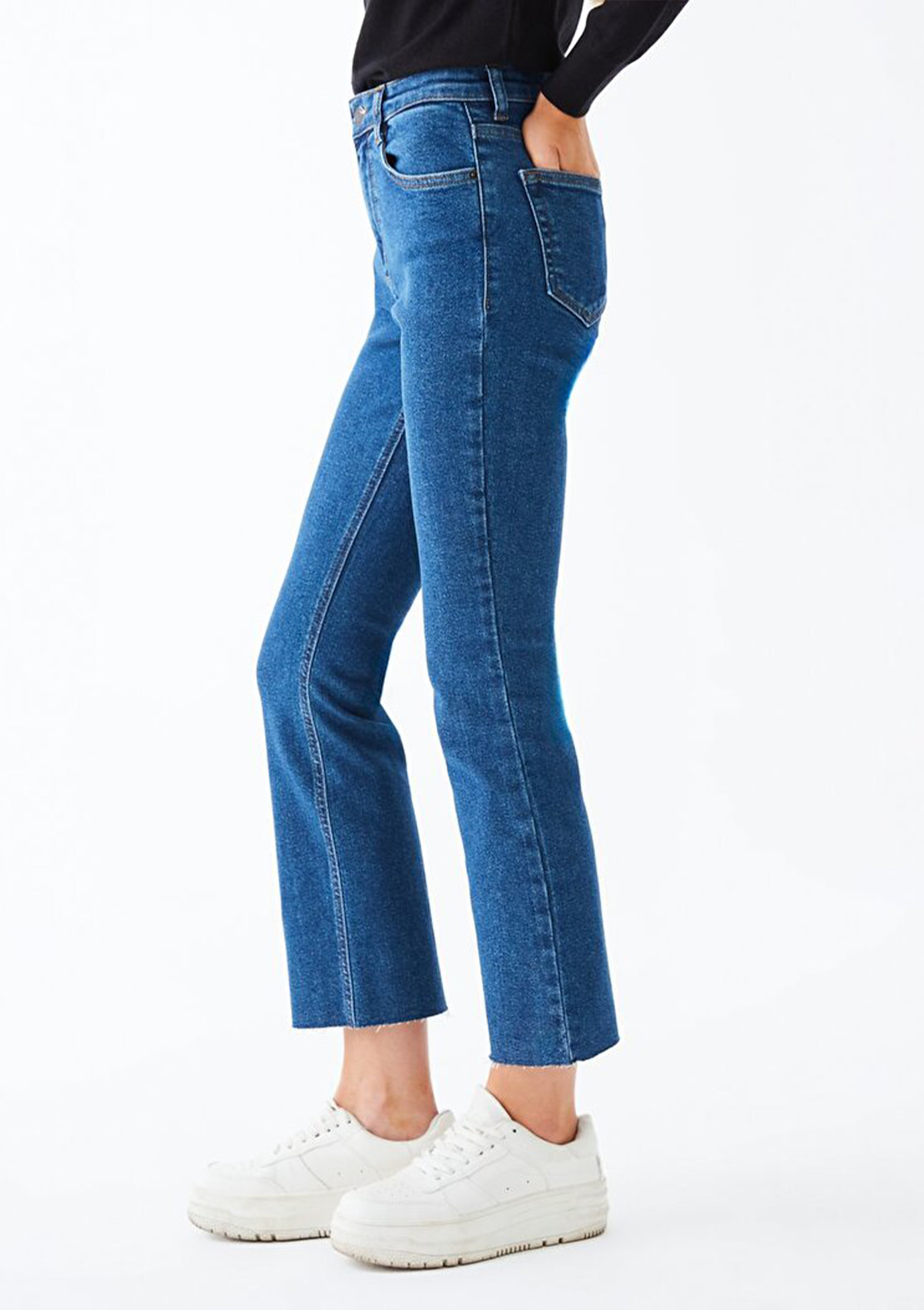 Lynda X Jadores High Rise Cropped Flare Jean