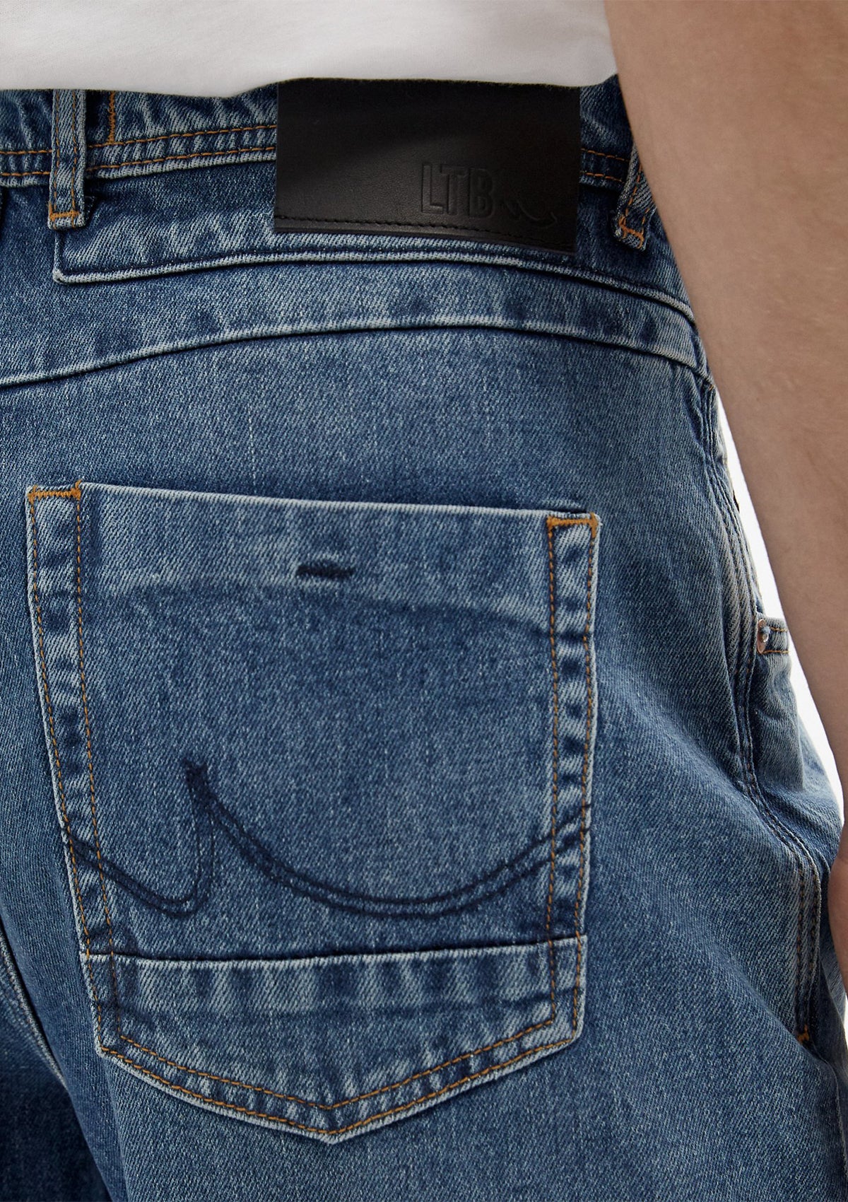 LTB Mariano Saul Mid Rise Relaxed Jean — close up back pocket detail, men's mid rise relaxed fit jeans