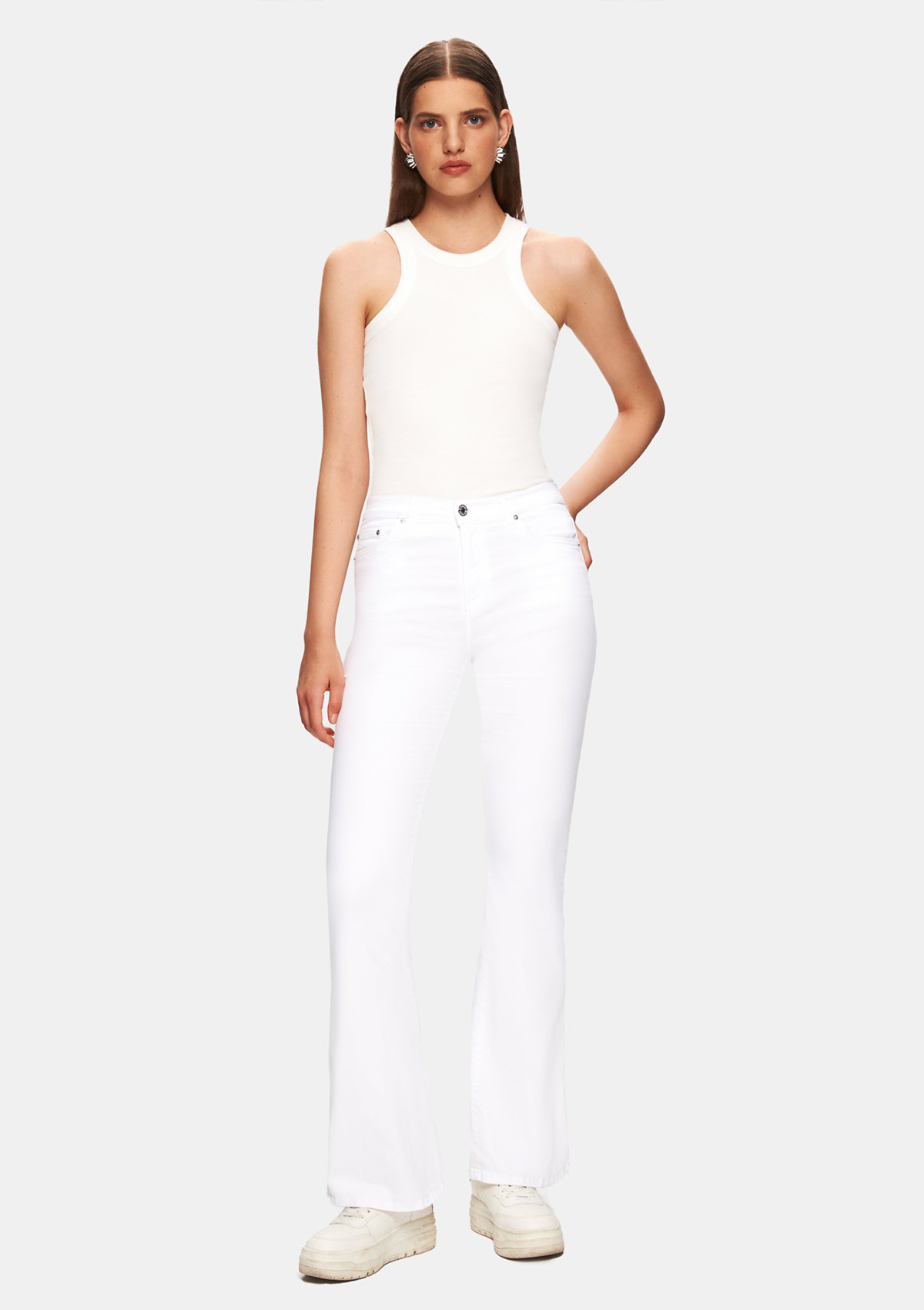 Noelia White High Rise Flare Jean