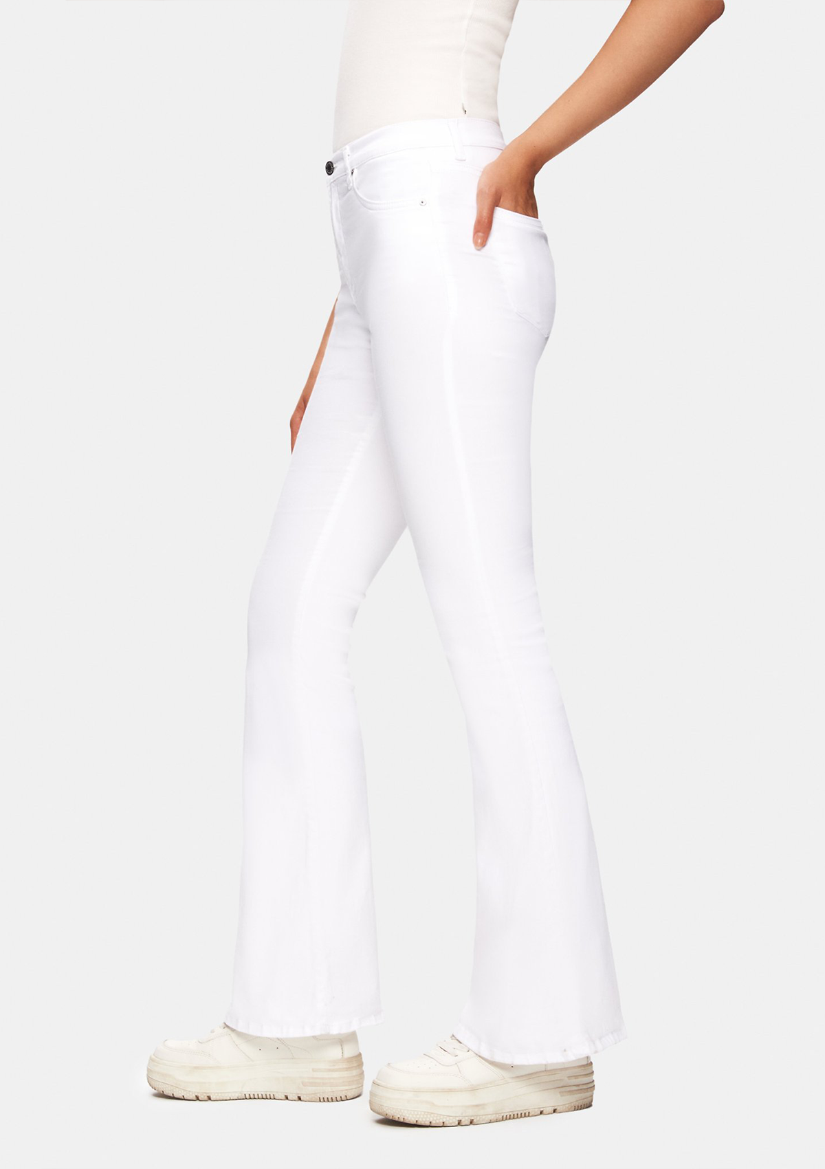 Noelia White High Rise Flare Jean
