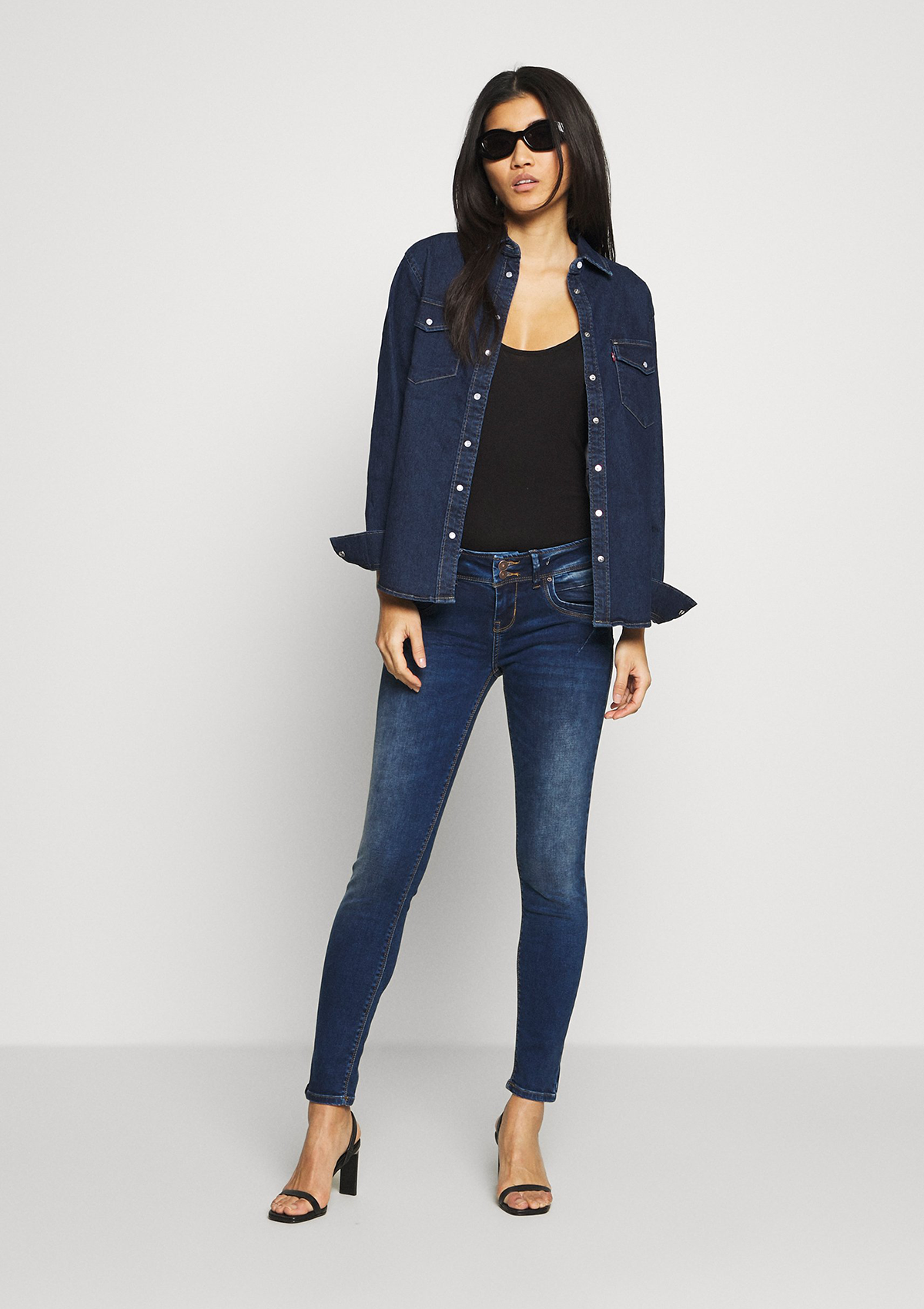 Senta Ikeda Low Rise Slim Jean