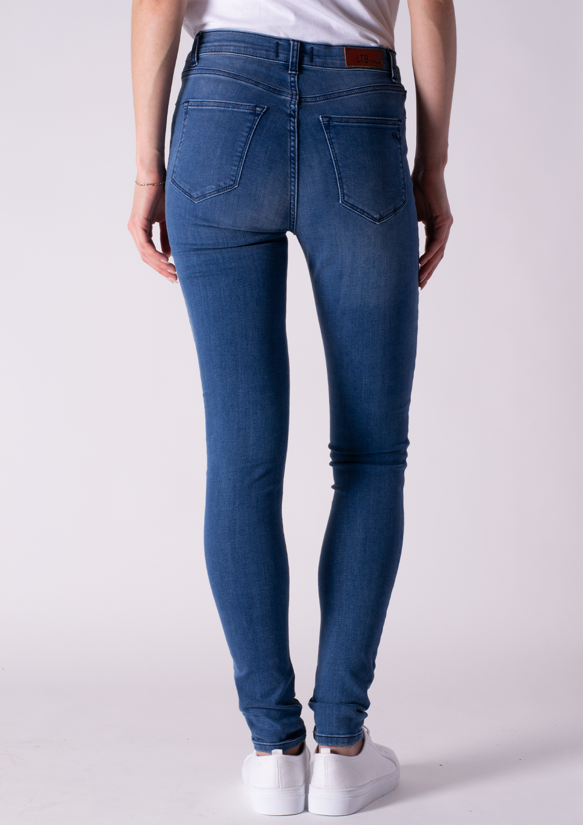 Tanya Sania High Rise Skinny Jean