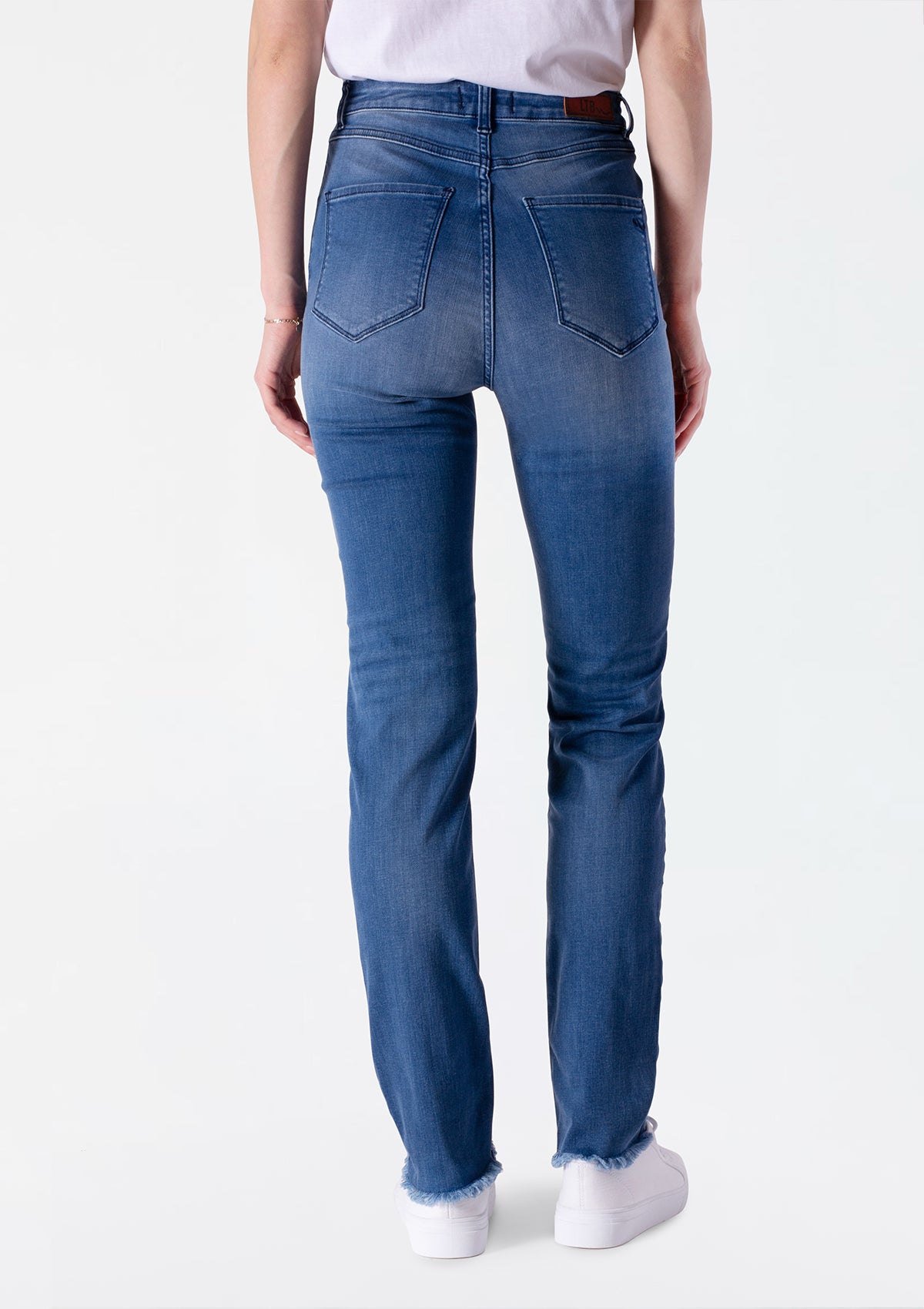 Arlin C Sania High Rise Slim Mum Jean