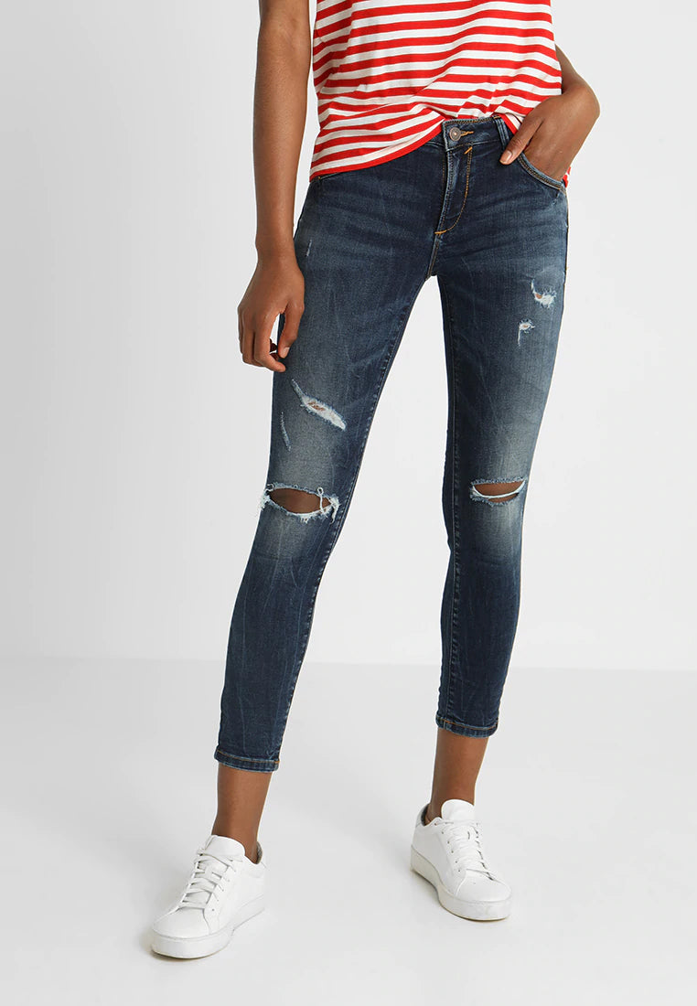 Roxie Astralle Mid Rise Skinny Jean