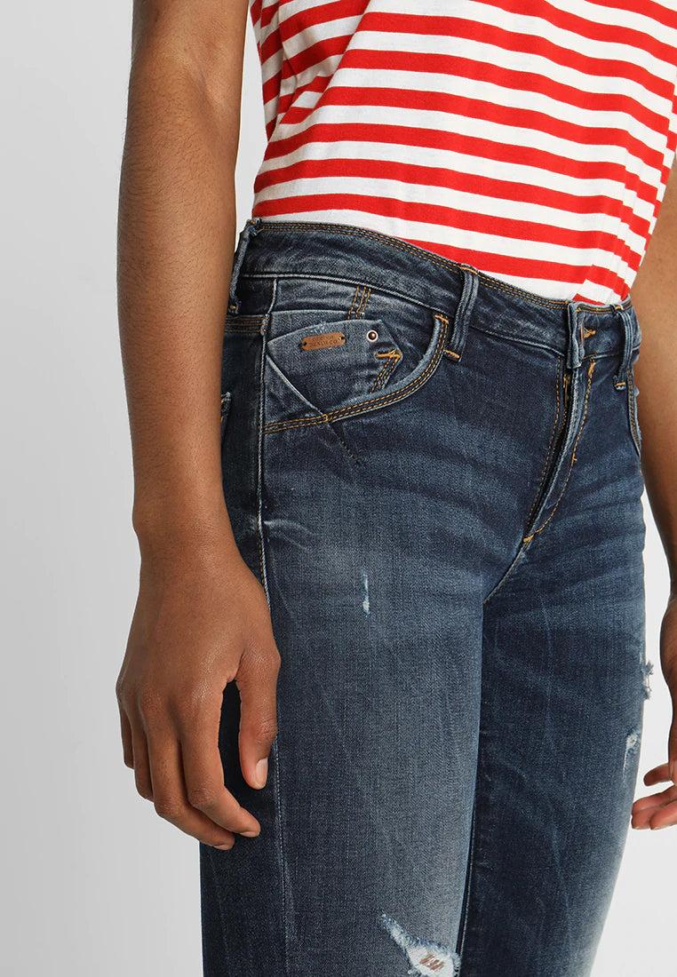 Roxie Astralle Mid Rise Skinny Jean