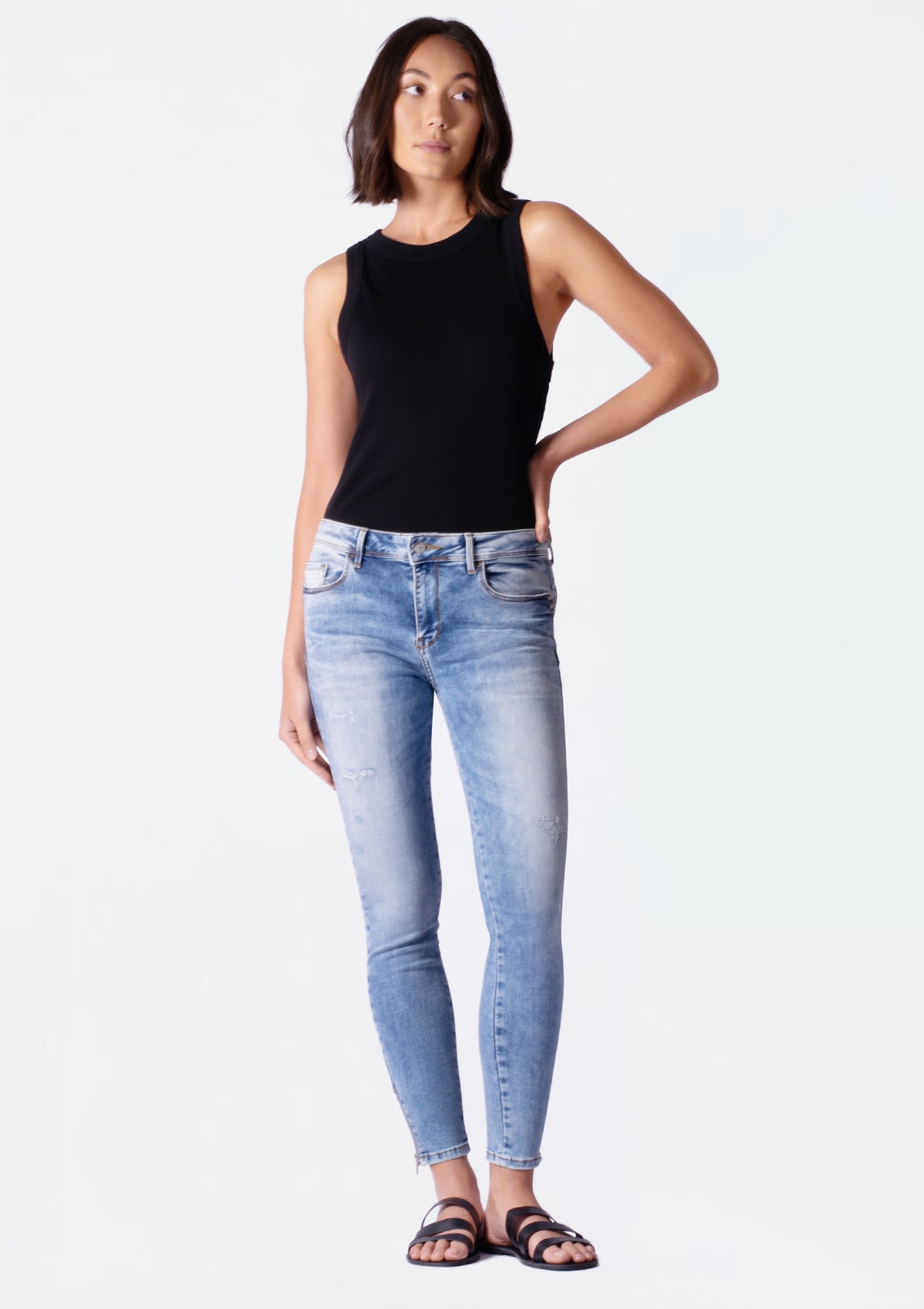 Womens Mid Rise Jeans