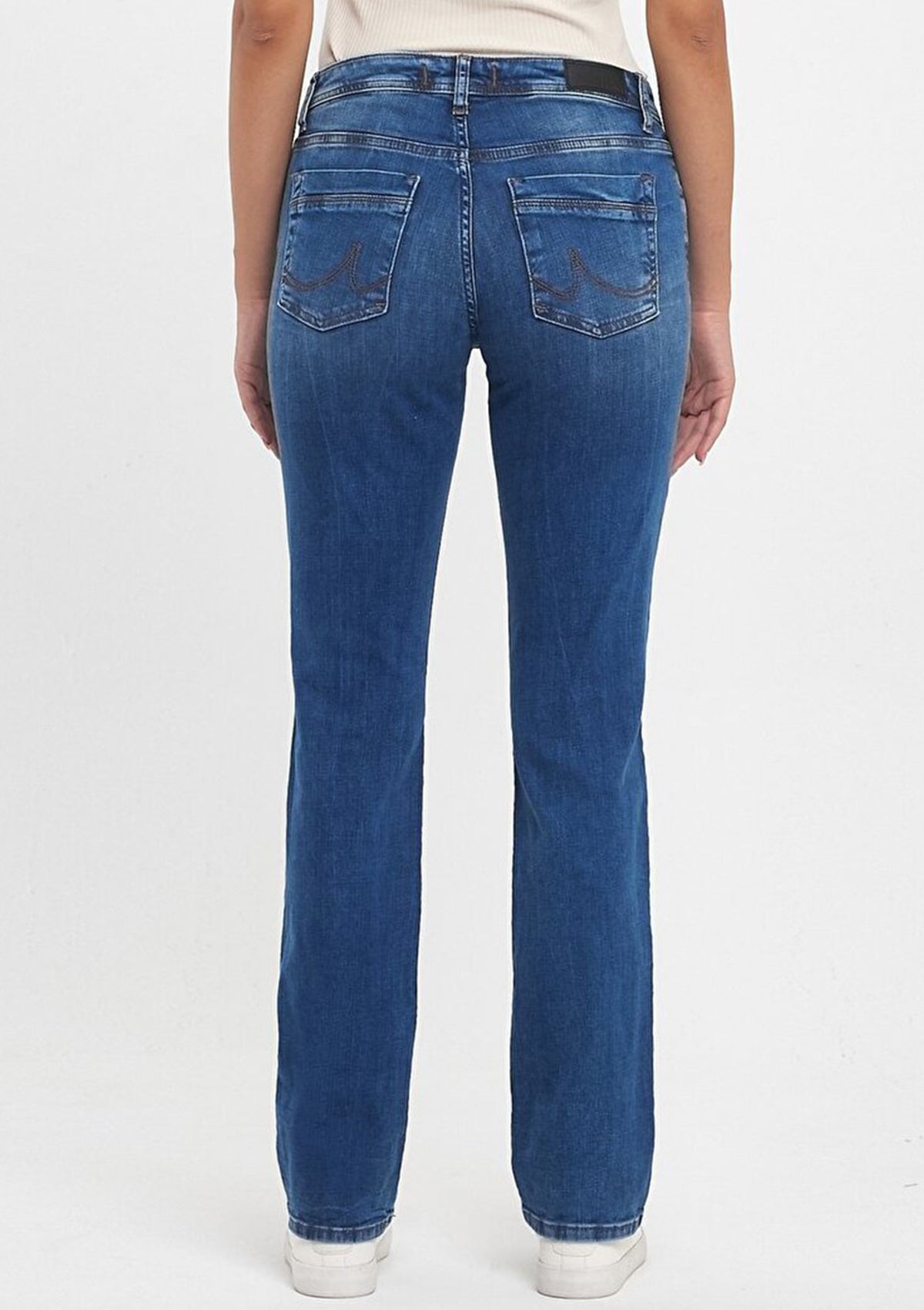 Vilma Angellis Mid Rise Straight Jean