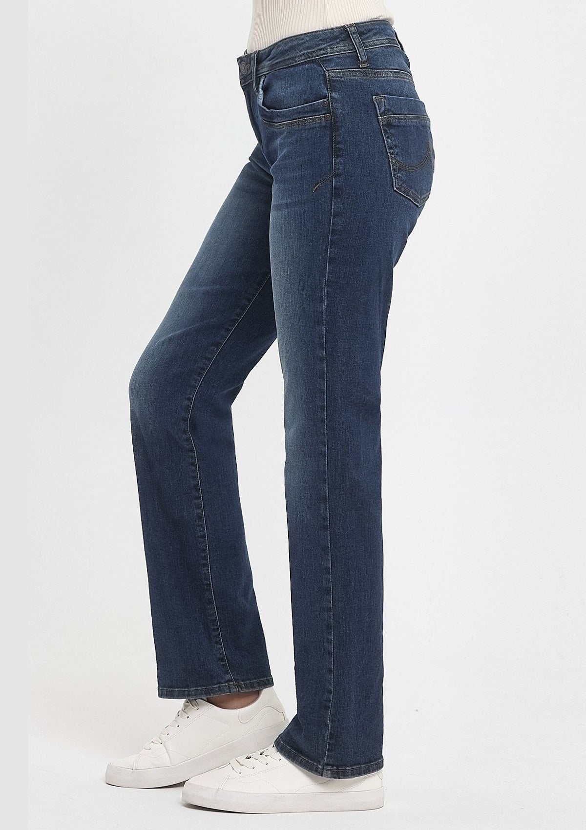 Vilma Zayla Mid Rise Straight Jean