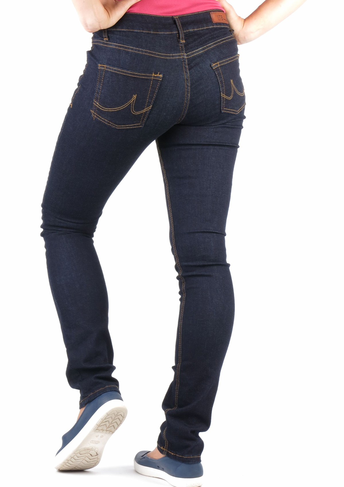 Aspen Y Rinsed Mid Rise Slim Straight Jean