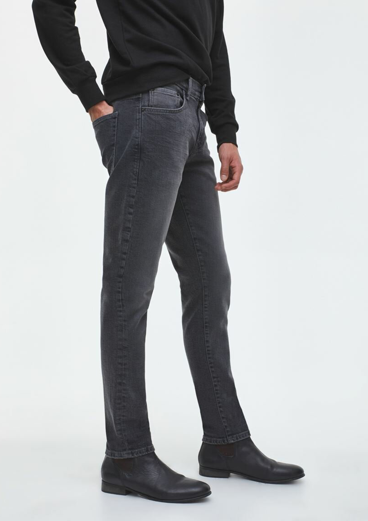Deigo Grey Dark Wash Jean