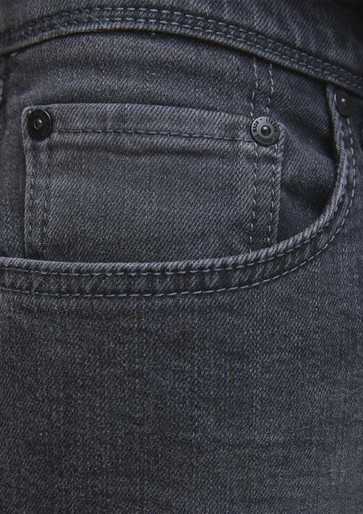 Deigo Grey Dark Wash Jean