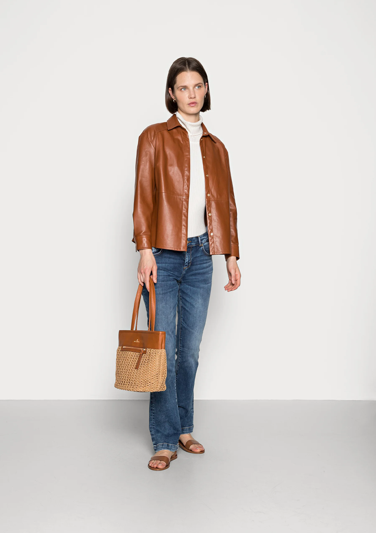 Fallon Jama Mid Rise Flare Jean