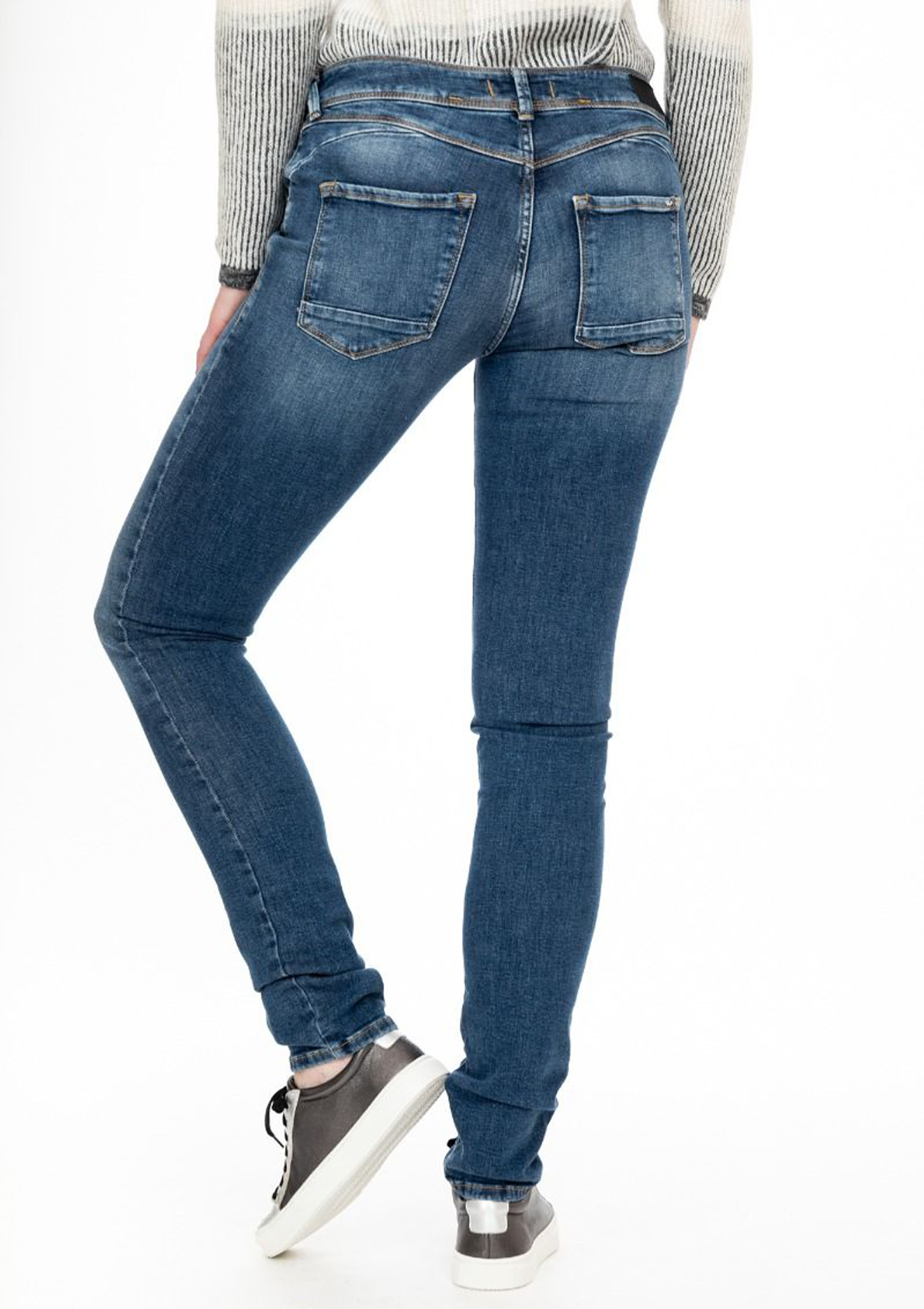 Maxime Gella Mid Rise Slim Jean