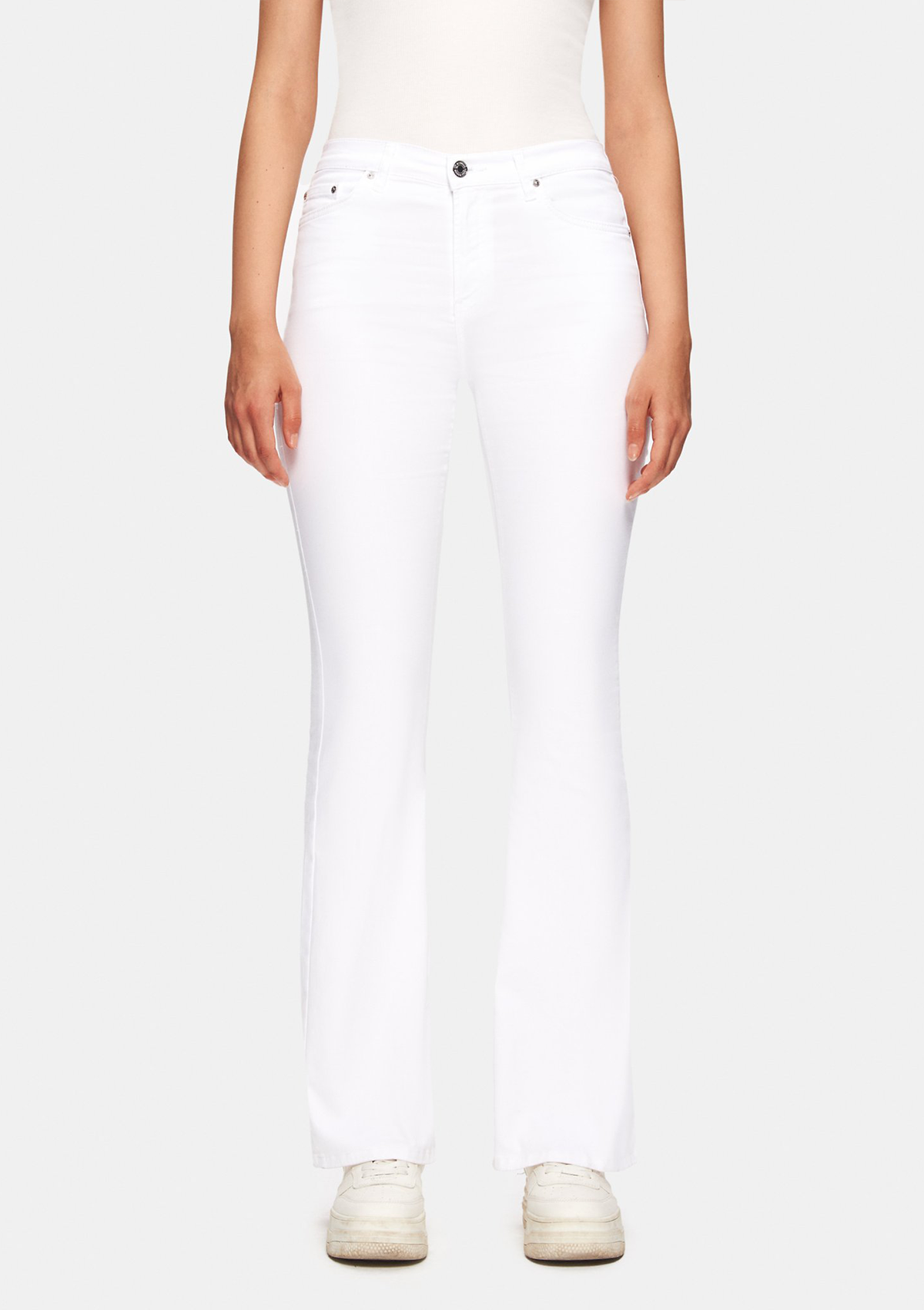 Noelia White High Rise Flare Jean