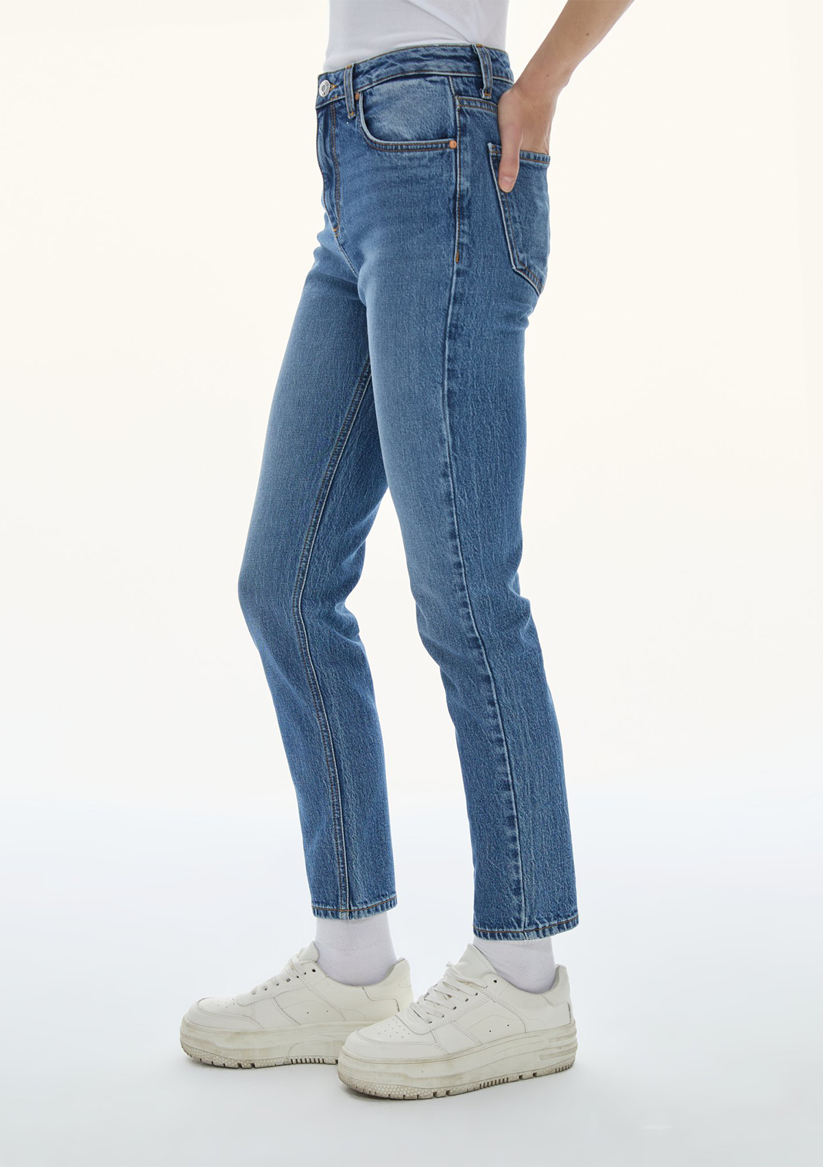 Ronna X Lavona High Rise Slim Jean