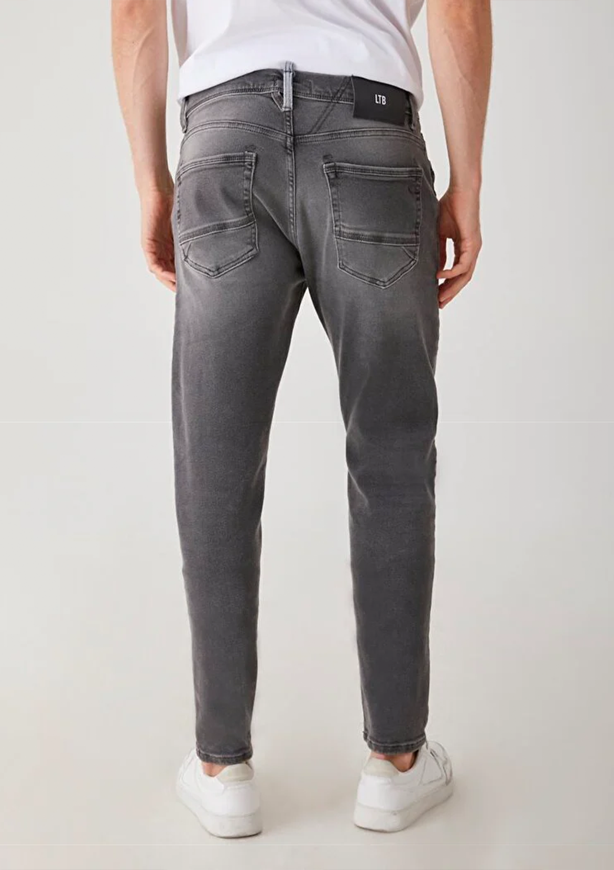 Servando X D Dalton Tapered Jean
