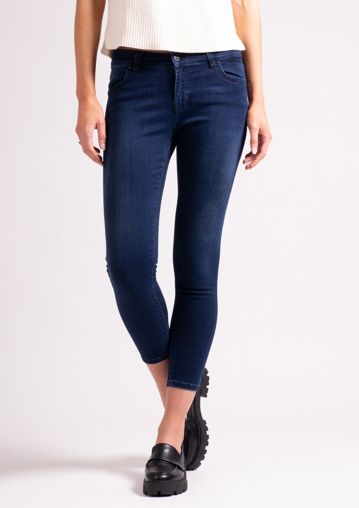 Lonia Ferla Mid Rise Skinny Jean