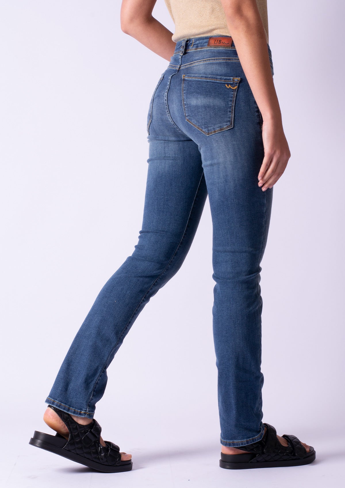 Arline Luvla High Rise Straight Jean
