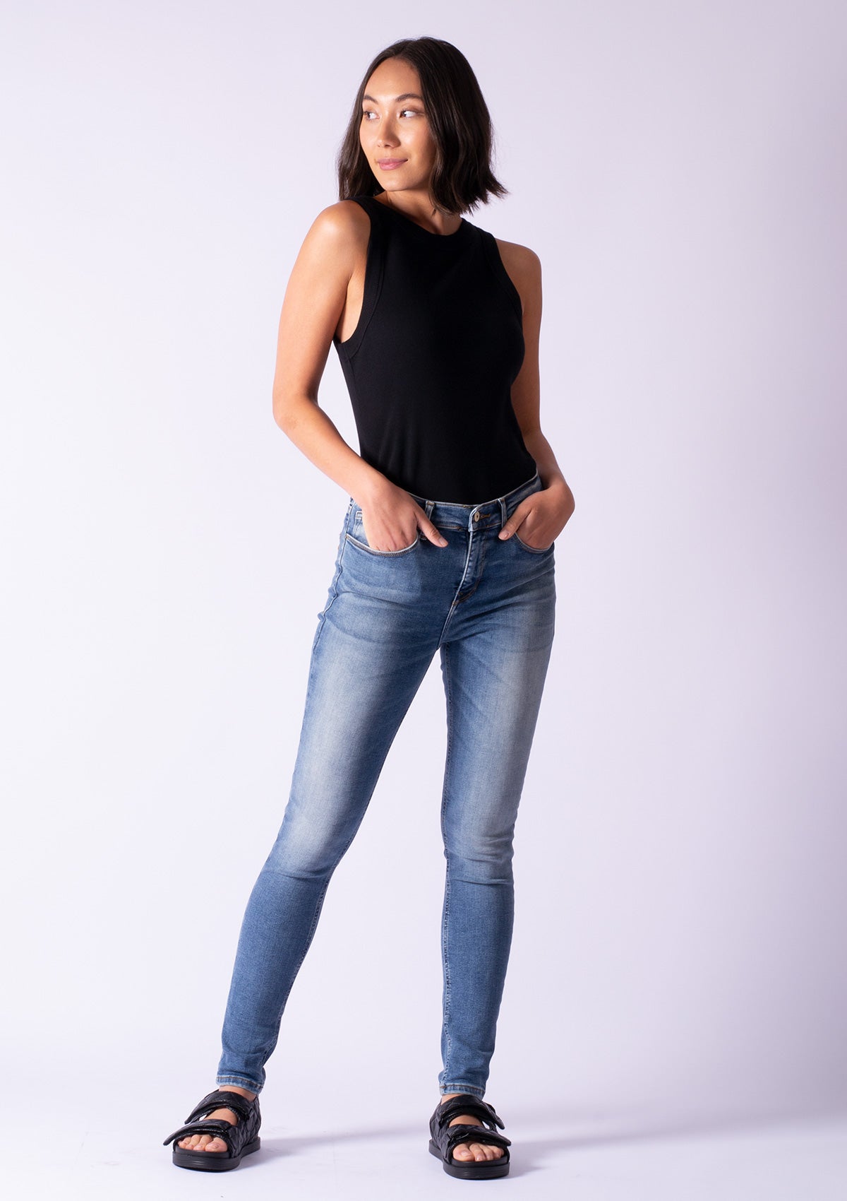 Amy Raisa High Rise Skinny Jean