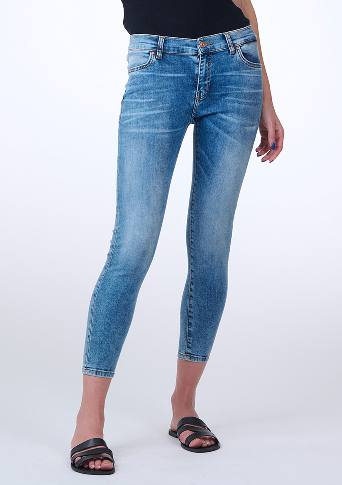 Lonia Sior Undamaged Mid Rise Skinny
