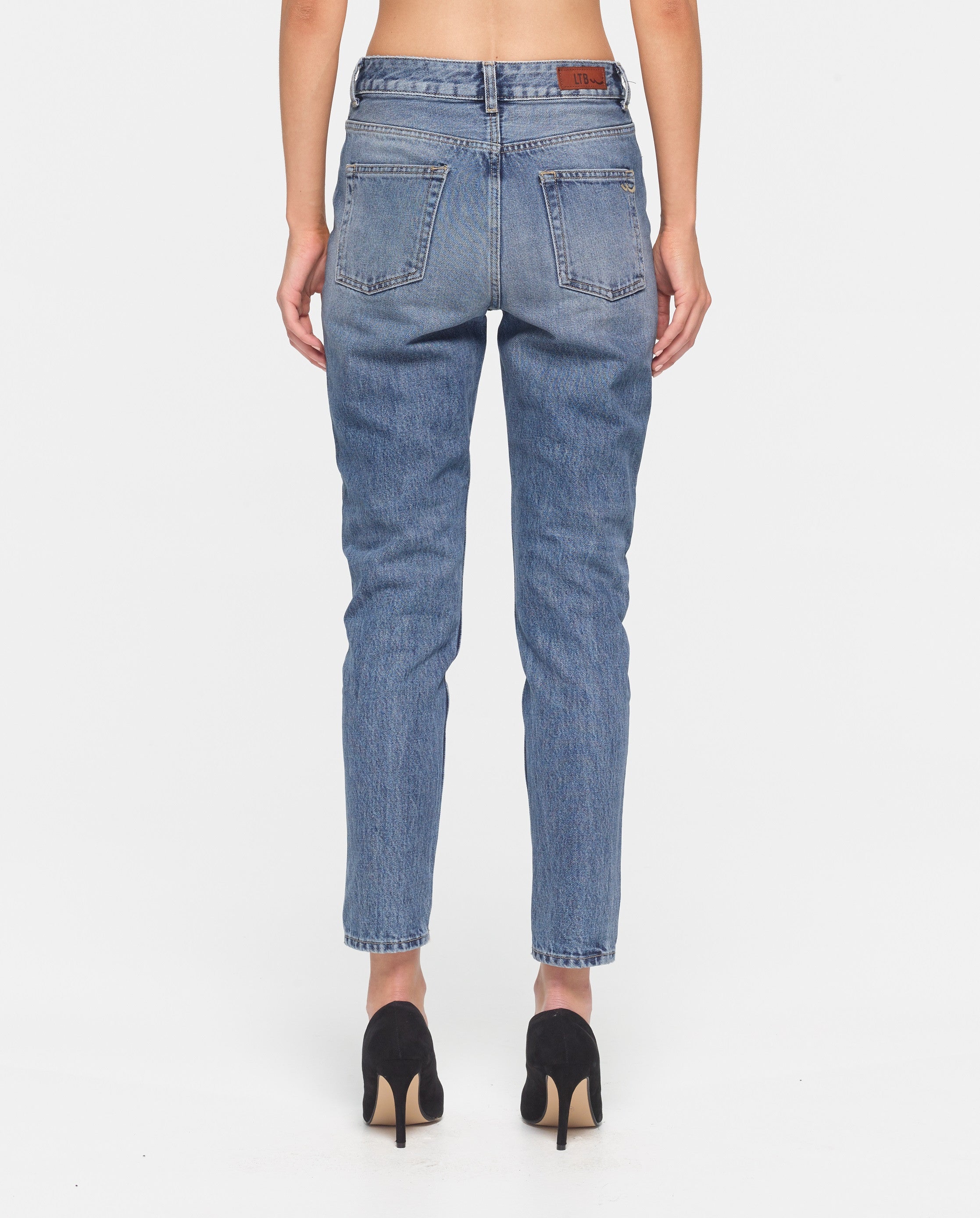 Norah Odetta High Rise Mum Jean